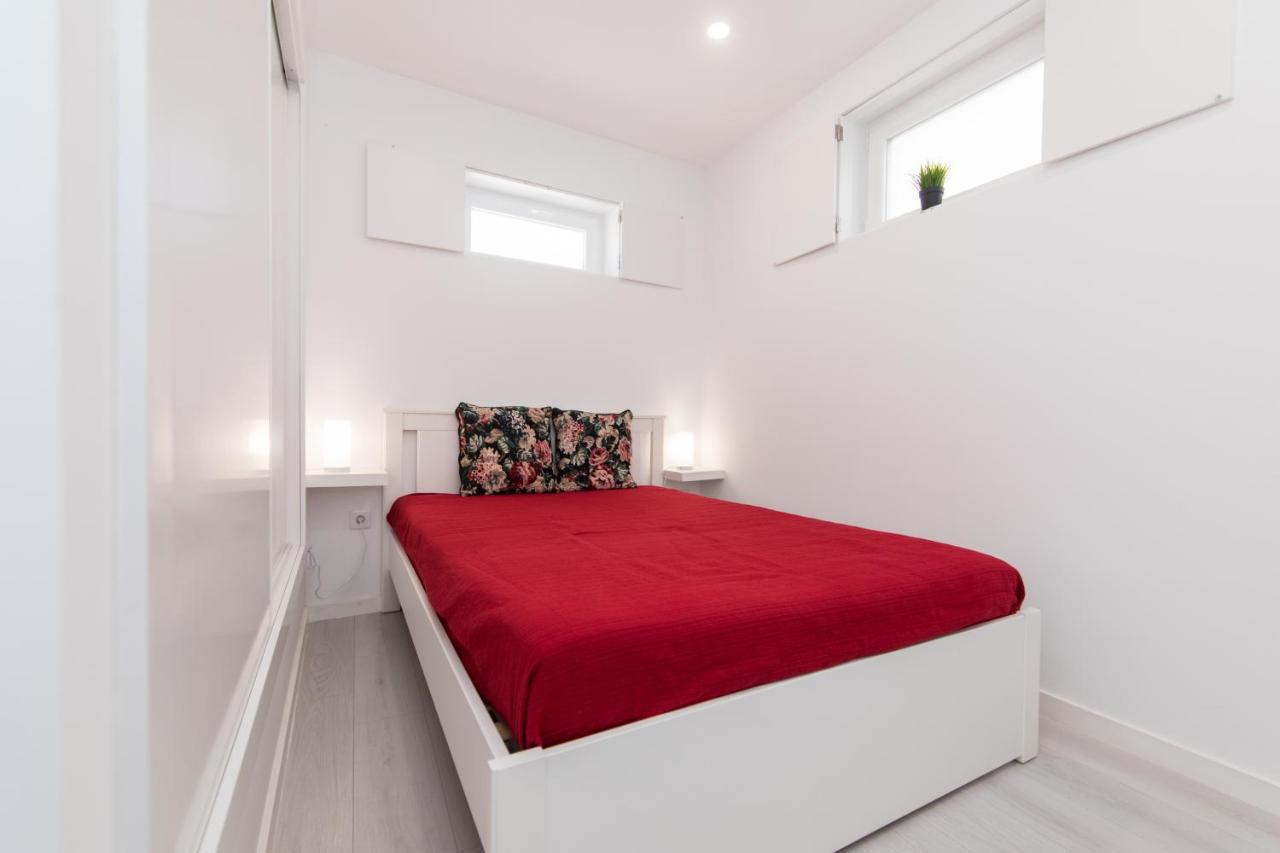 Apartamento Trival - A 1 Minuto Pe Da Praia Сесимбра Экстерьер фото